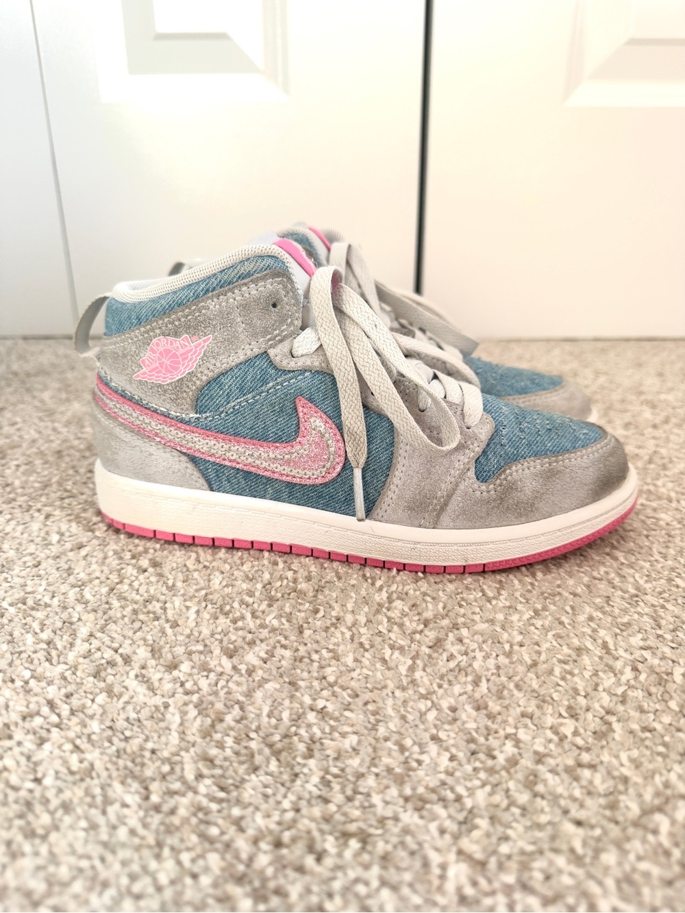 Jordan Kids' High-Top Sneakers in Gray, Blue & Pink
